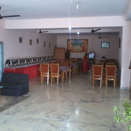 Hotel Sambodhi Bhopal Bagian luar foto